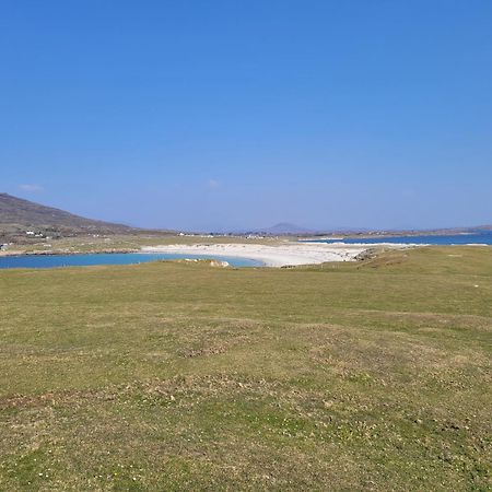 Bed and Breakfast Roundstone Retreats Islandview Экстерьер фото