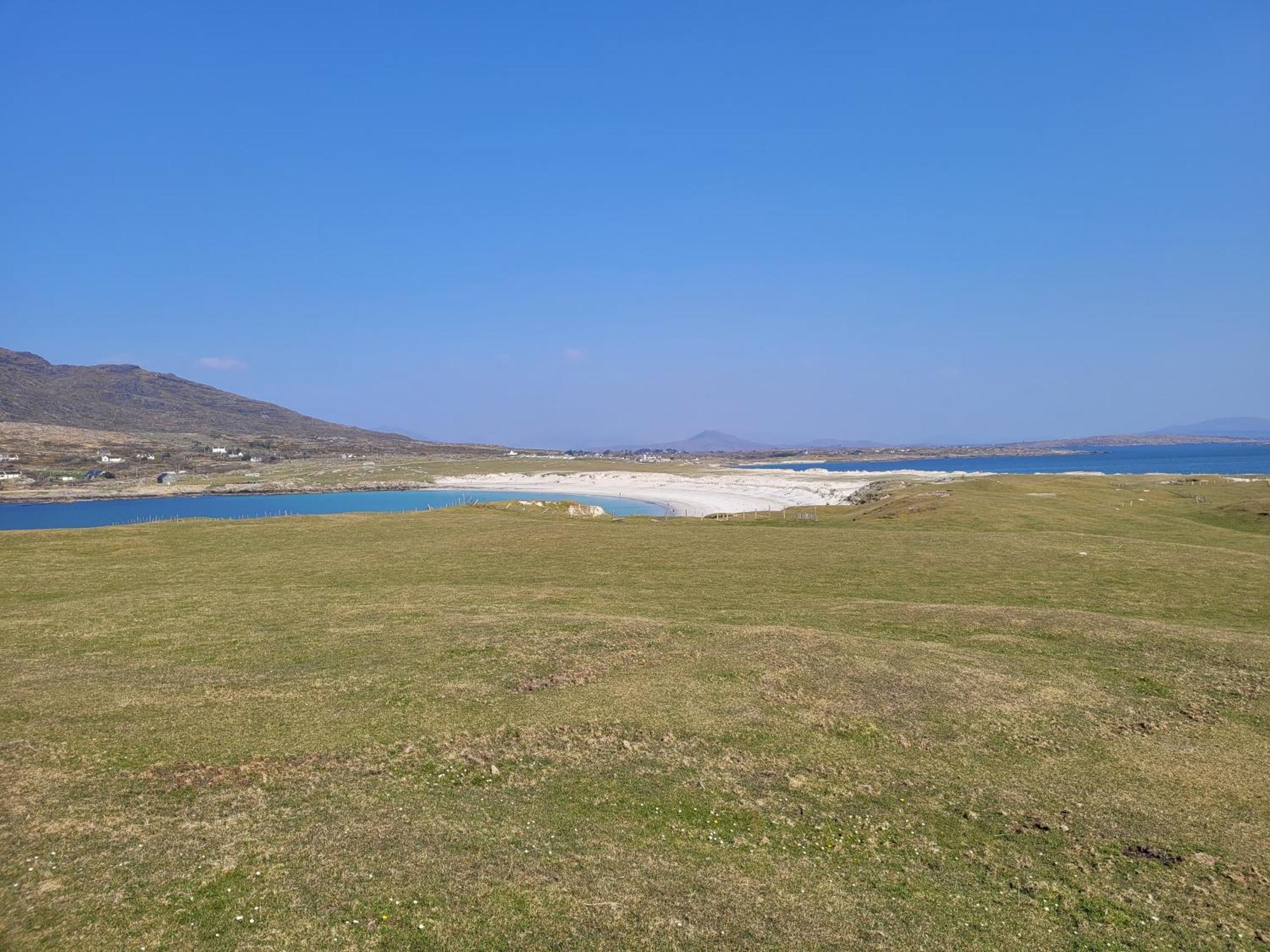 Bed and Breakfast Roundstone Retreats Islandview Экстерьер фото